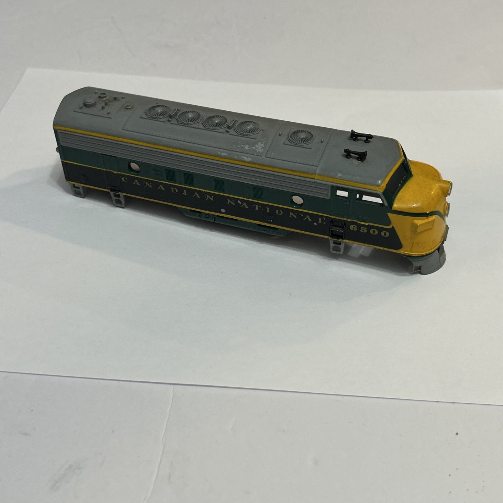 HO Scale Canadian National F7A Shell #6500 Vintage