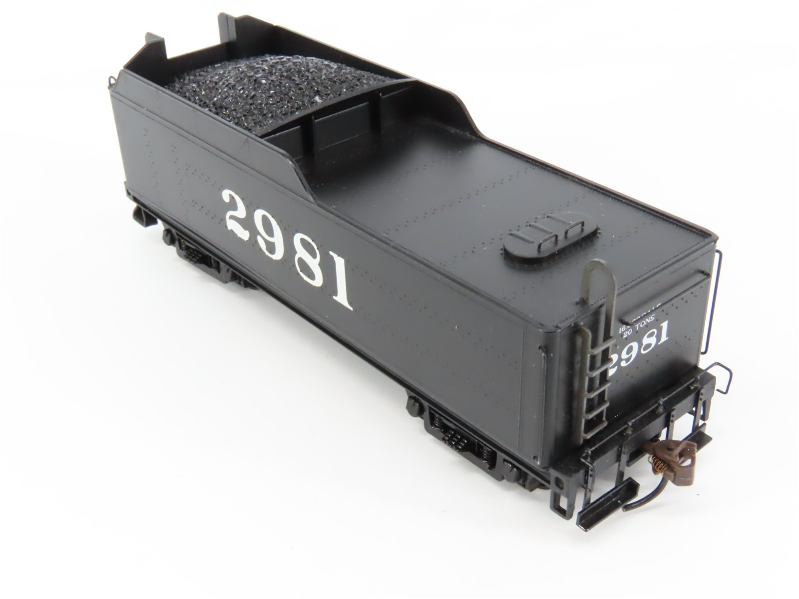 HO Bachmann Spectrum 82506 IC 4-8-2 Heavy Mountain Steam #2981 – DCC Ready