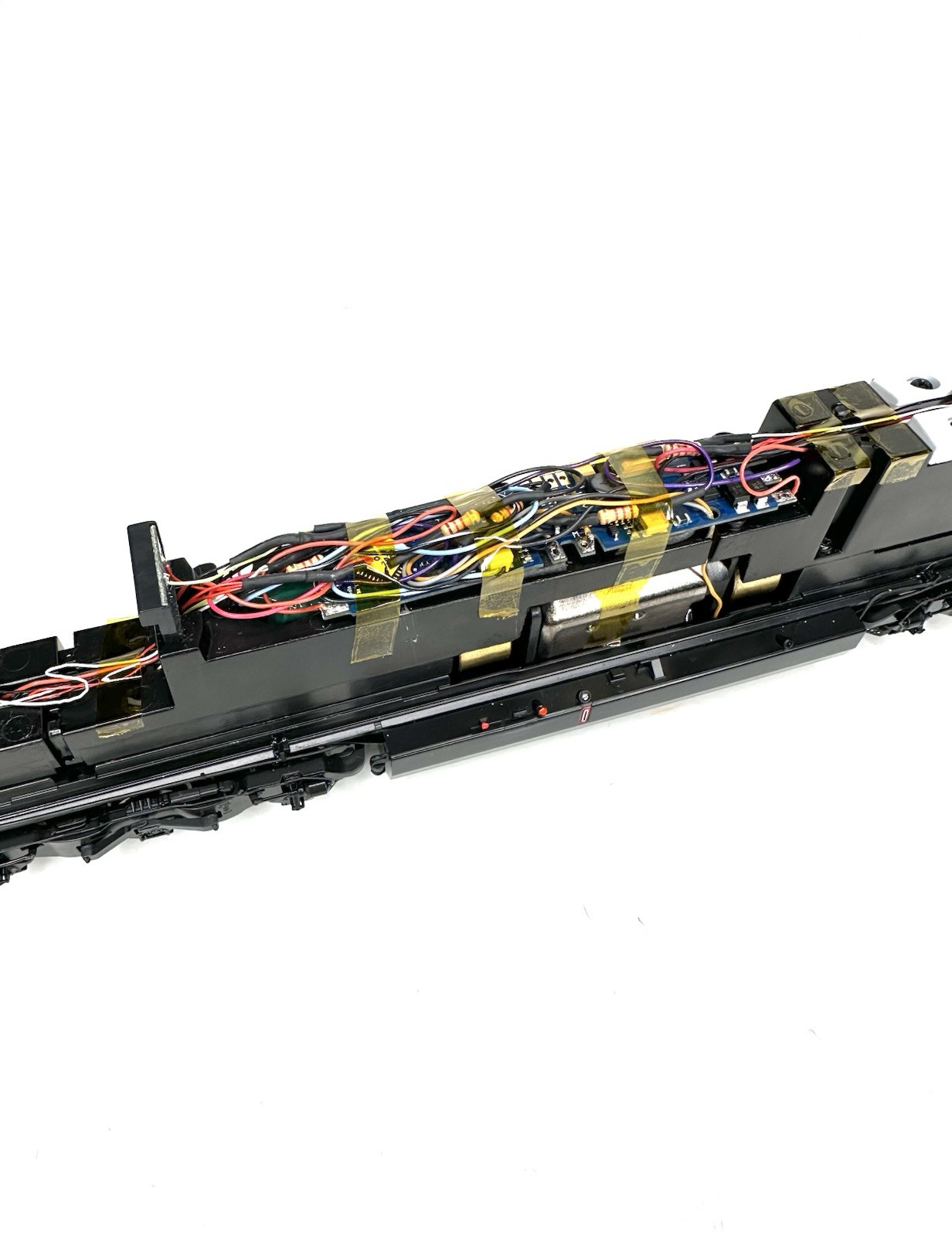 ScaleTrains SXT 33076 HO GE ES44AC Ferromex DCC/Custom SoundTraxx Sound/