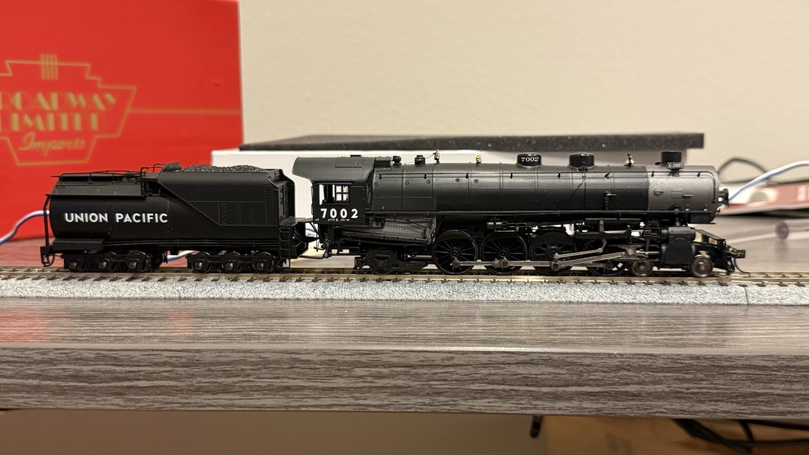 Broadway Limited #038, HO Union Pacific MT-73 4-8-2, UP #7002 DCC sound QSI