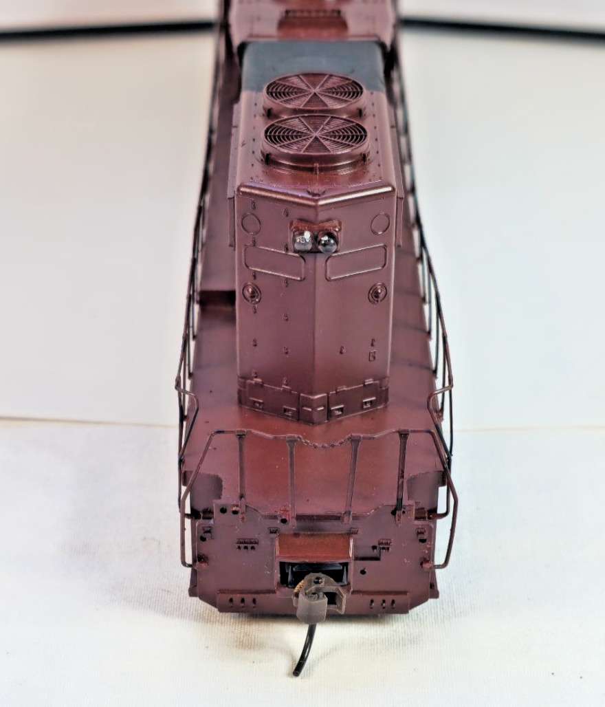 Athearn HO EMD SD40-2 Diesel Locomotive Maroon Undecorated Kadee Coup Tested