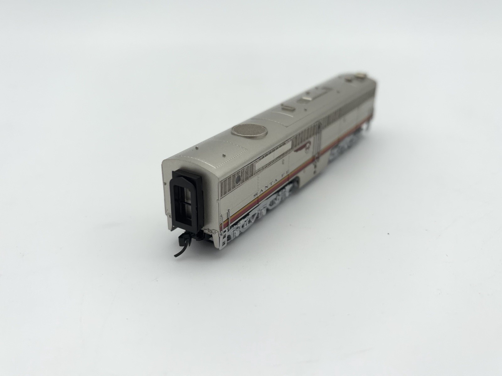 Broadway Limited – N – AT&SF – ALCO PB Diesel B-Unit #54B DCC, Sound -Train 3204