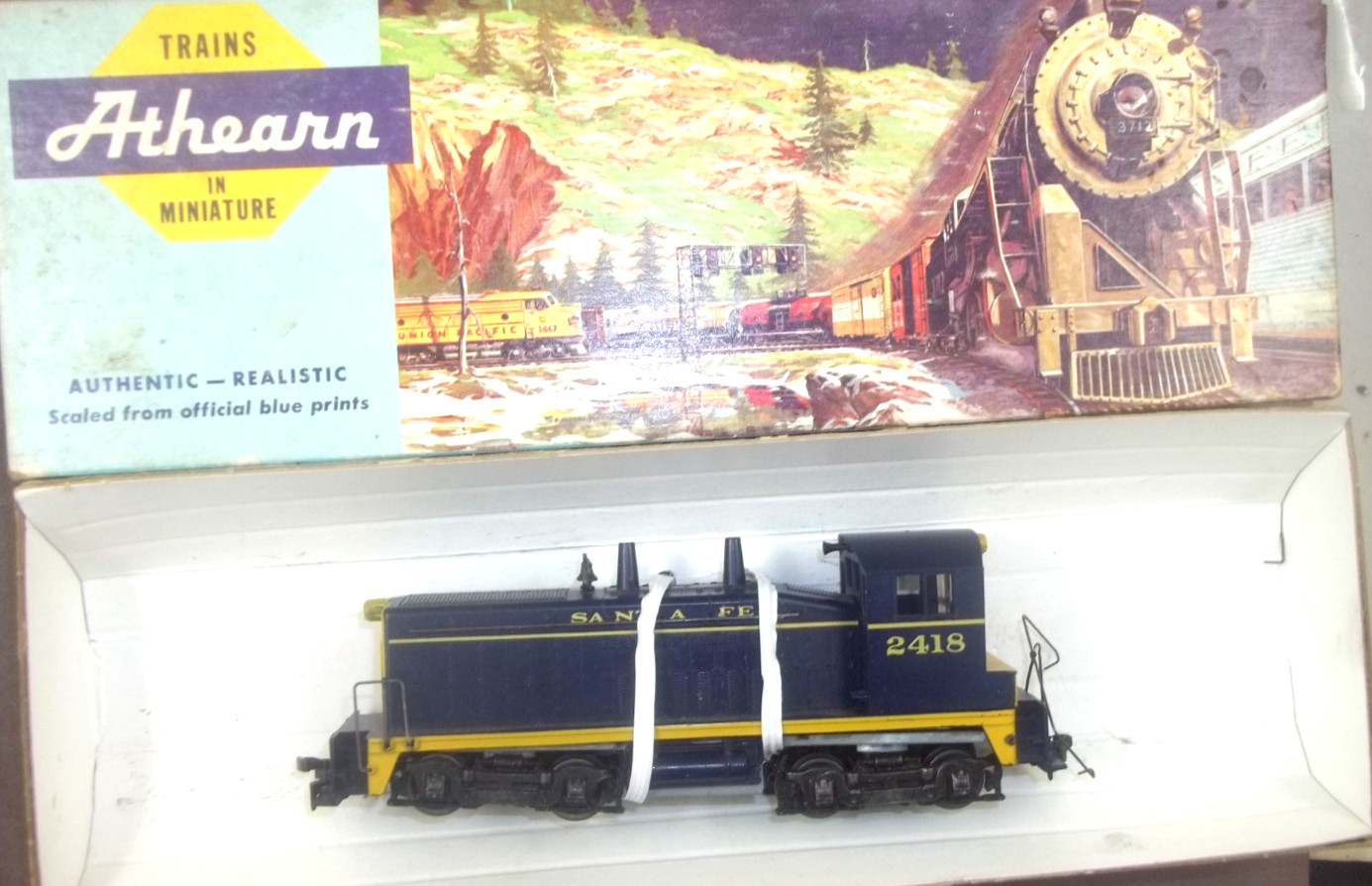 ATHEARN BLUE BOX HO 4005 SW COW PWD FW SANTA FE 2418 OB PAPERWORK RUNS USED