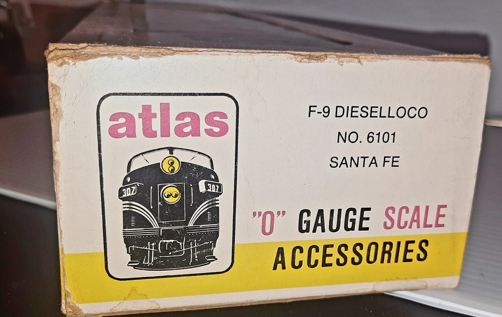 Vintage Atlas O Scale Santa Fe F9 Diesel Locomotive #6101 Roco Austria Chassis