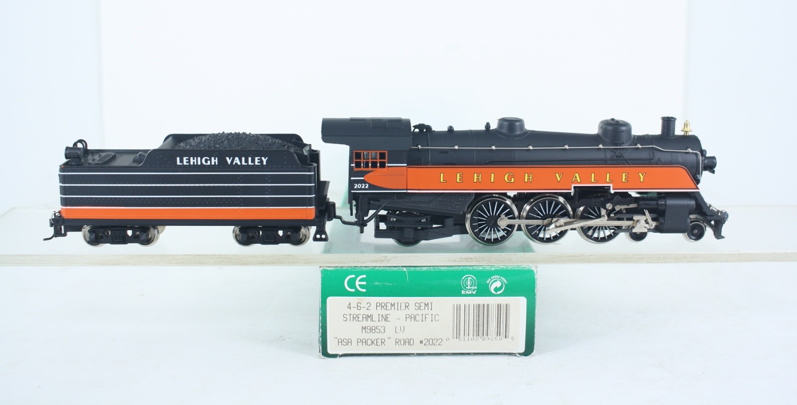 HO Scale Mehano Lehigh Valley Semi Streamlined $-6-2 Pacific Asa Packer #2022