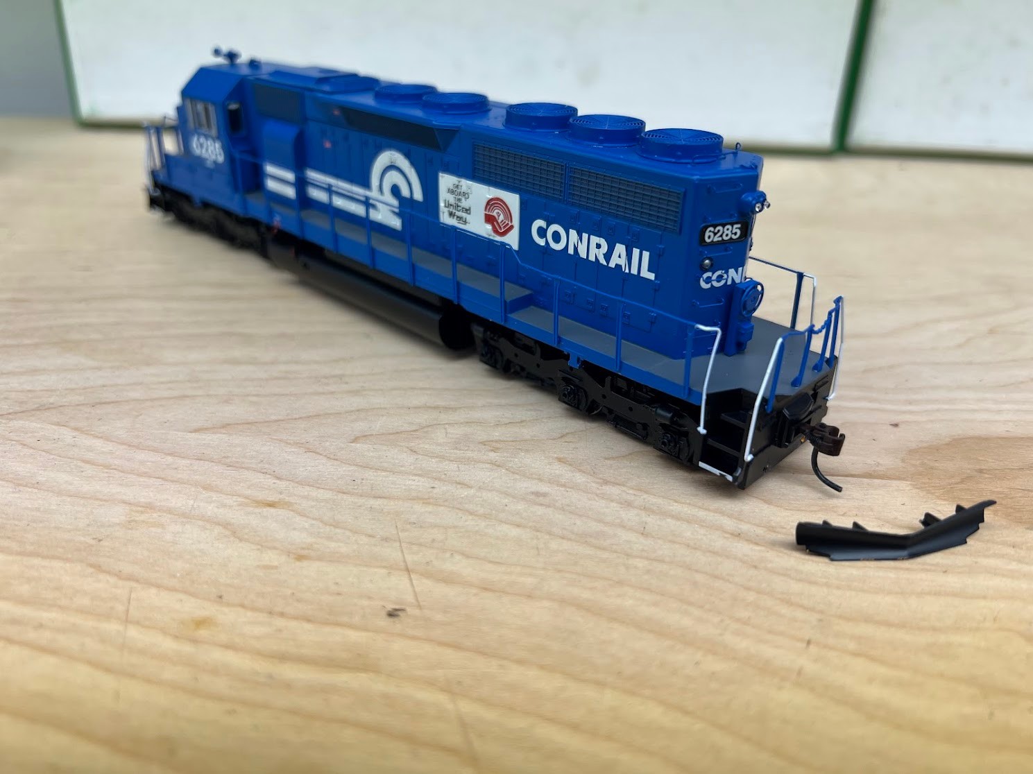 HO Athearn RTR #89858 Conrail SD40 #6285 United Way logo DCC Ready