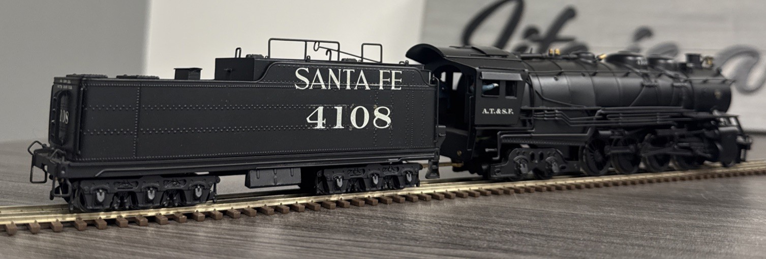 Pacific Fast Mail HO Brass Berkshire AT&SF 2-8-4 #4108 Custom Painted & Tested!