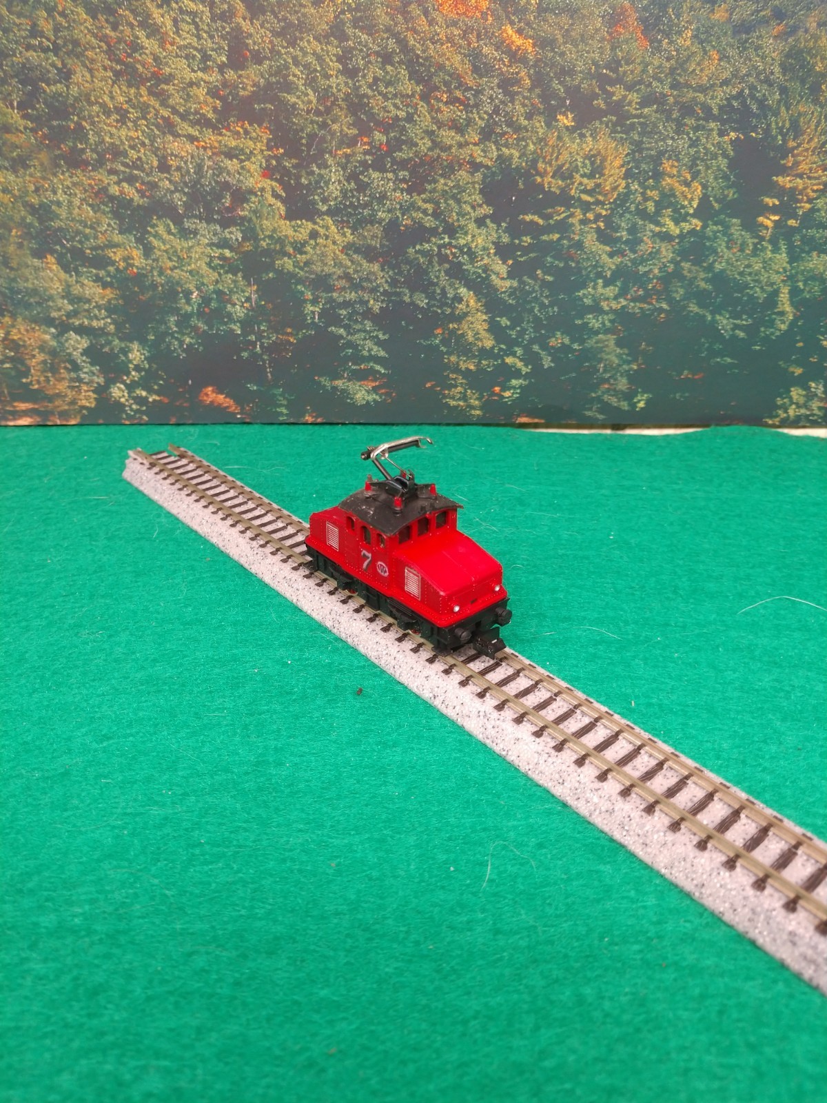 Arnold Rapido European N scale 2 axle electric switcher – New – Item #0244