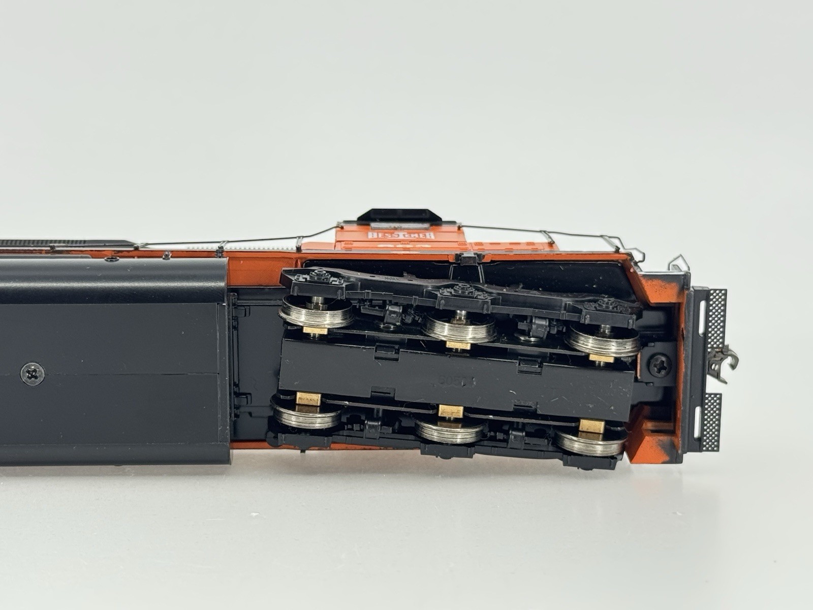 HO Athearn 93503 Bessemer & Lake Erie SD38 Diesel Locomotive B&LE #863 DCC ONLY