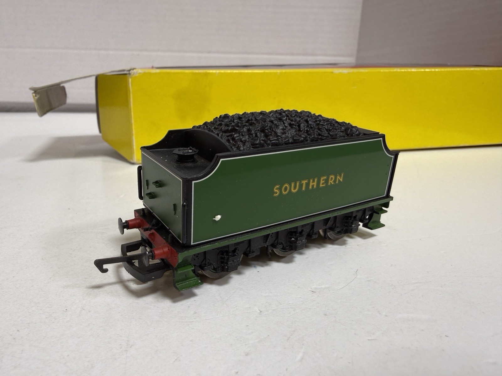 Hornby Southern 914 Locomotive 00 Gauge