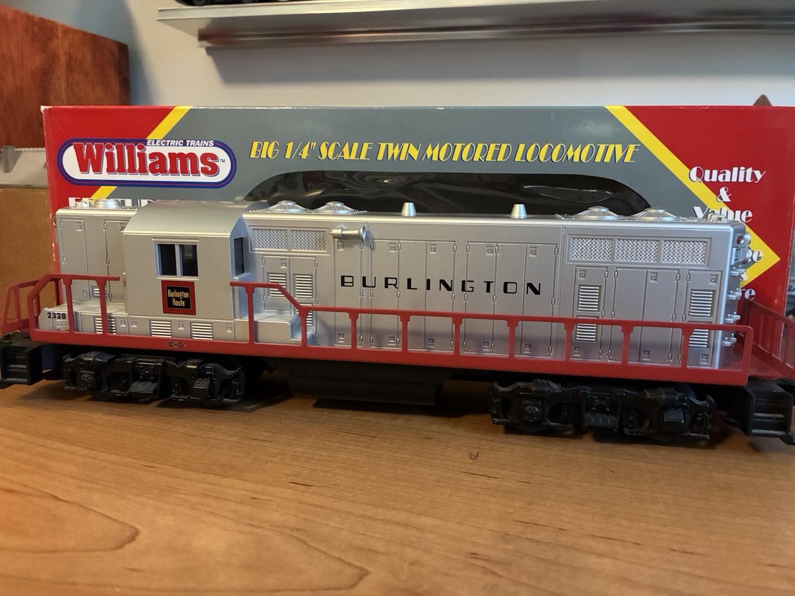 Lionel/Williams 3228 Burlington GP9 Engine