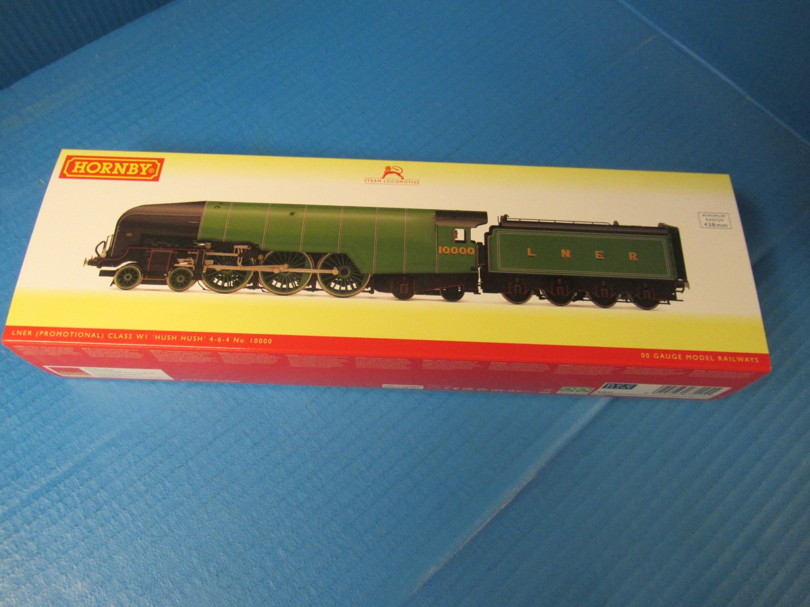 New , Hornby , R3842 , Hush Hush , Steam engine , OO Gauge , NO. 1000 , LNER ,