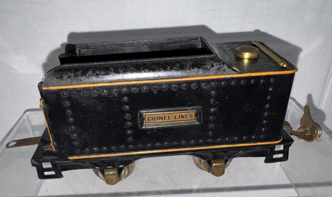 LIONEL PREWAR O GAUGE 257T TIN BLACK W/ORANGE STRIP TENDER