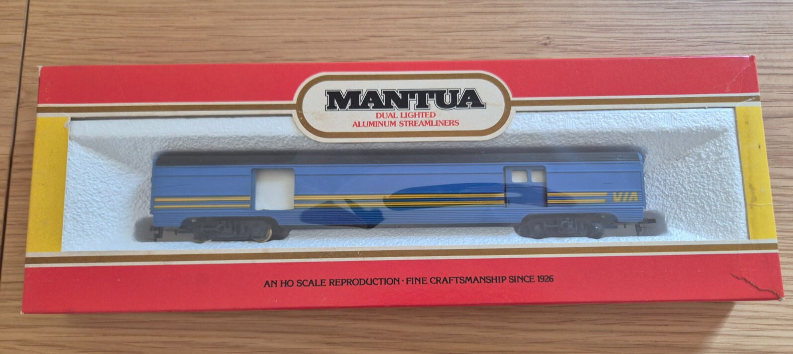 VINTAGE MANTUA HO SCALE MODEL TRAINS VARIOUS MODELS ALUMINUM STREAMLINERS