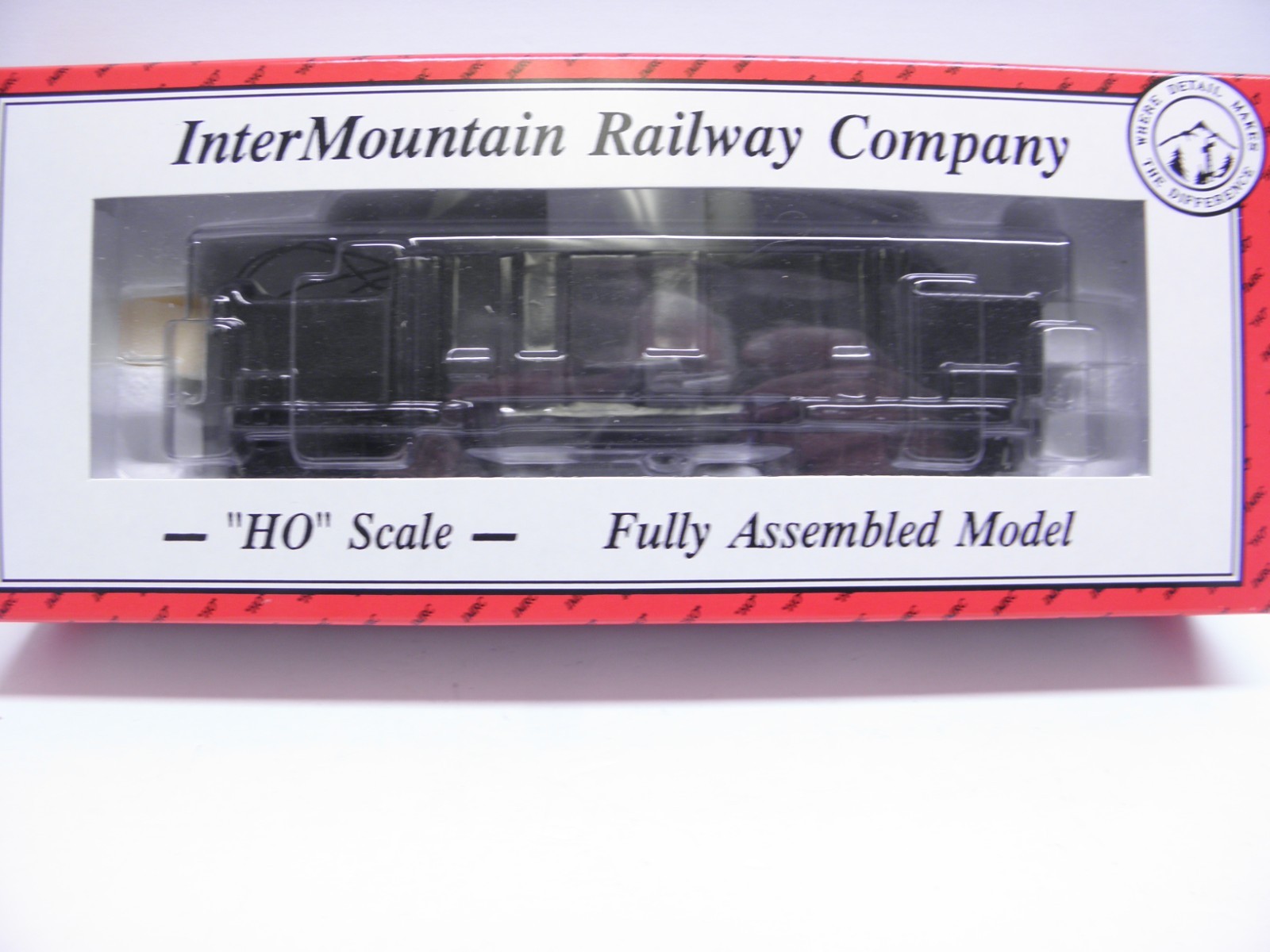 INT MTN -EMD F 7A & F 7B POWERED UNITS – CNW CHECKED & RUNS DCC PLUG HO