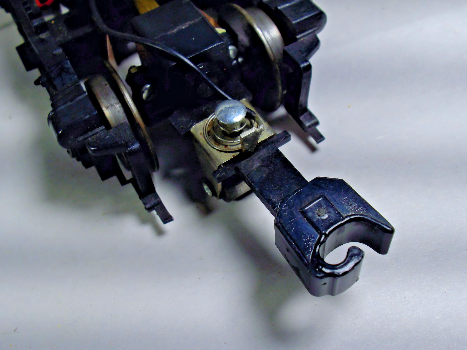 Lionel compatible O Gauge Scale 3 rail geared power truck & dummy truck Weaver ?