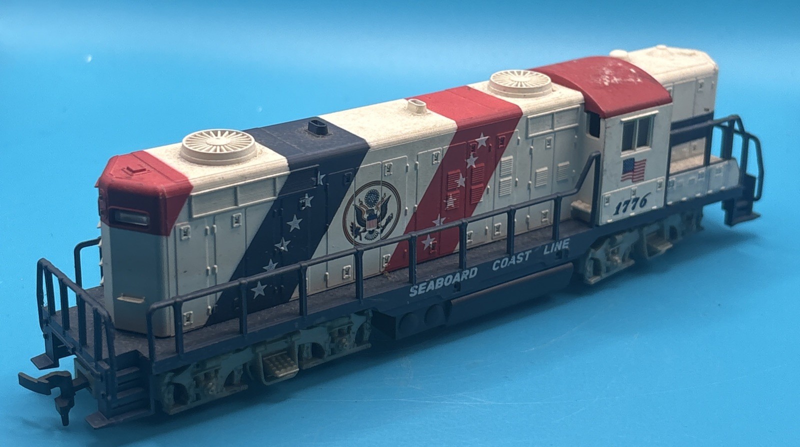 HO AHM 1776 SEABOARD COAST LINE Locomotive Dummy Diesel Made In Yugoslavia