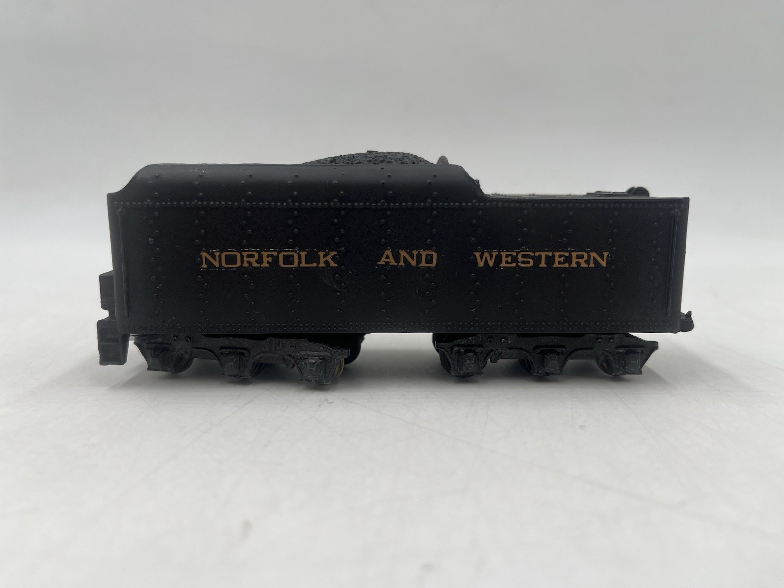 Mantua Bowser norfolk and western 356 Cast Metal Parts Loco