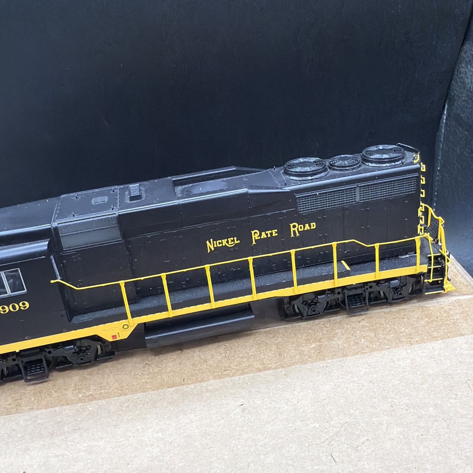 HO Proto 2000 Nickel Plate Road GP30 Diesel Locomotive #909 W/ DCC