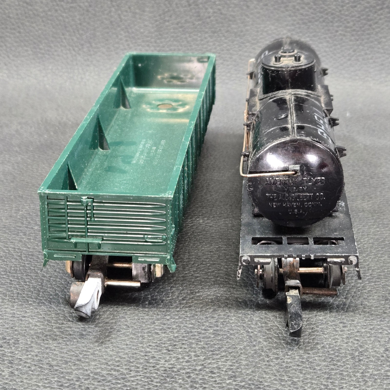 American Flyer The Royal Blue No. 350 Locomotive w/ Tender, 4 Cars