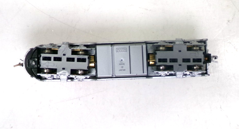 N scale Kato Santa Fe F3 A diesel engine in orig box (lot N 38)