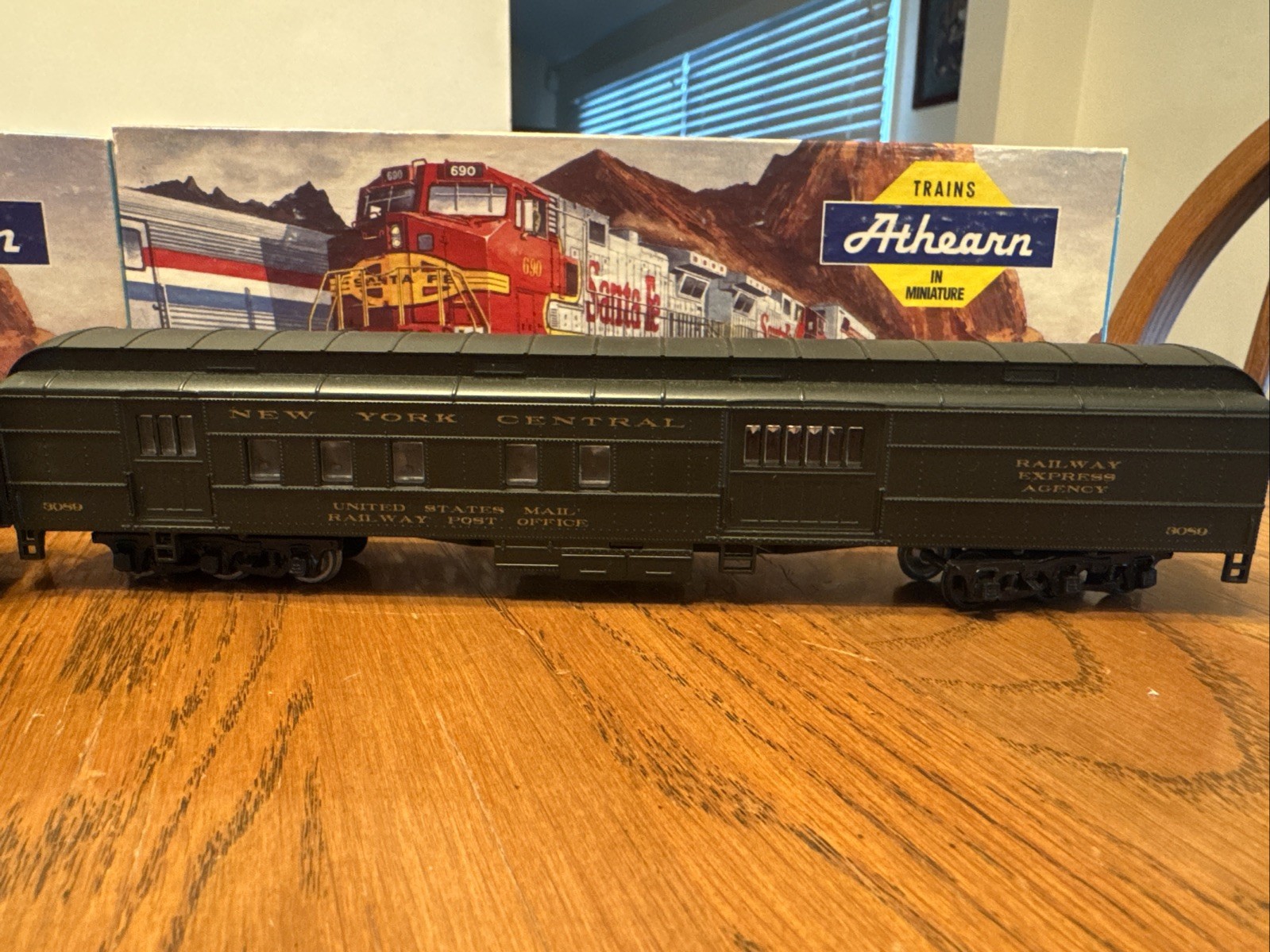 Franklin Mint HO NYC Hudson J3 Locomotive Coal Car 3 Passenger Cars