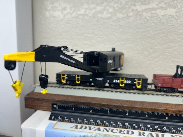 CP RAIL / CANADIAN PACIFIC 200 ton ROTATING HD WRECK CRANE w/TENDER HO SCALE NEW