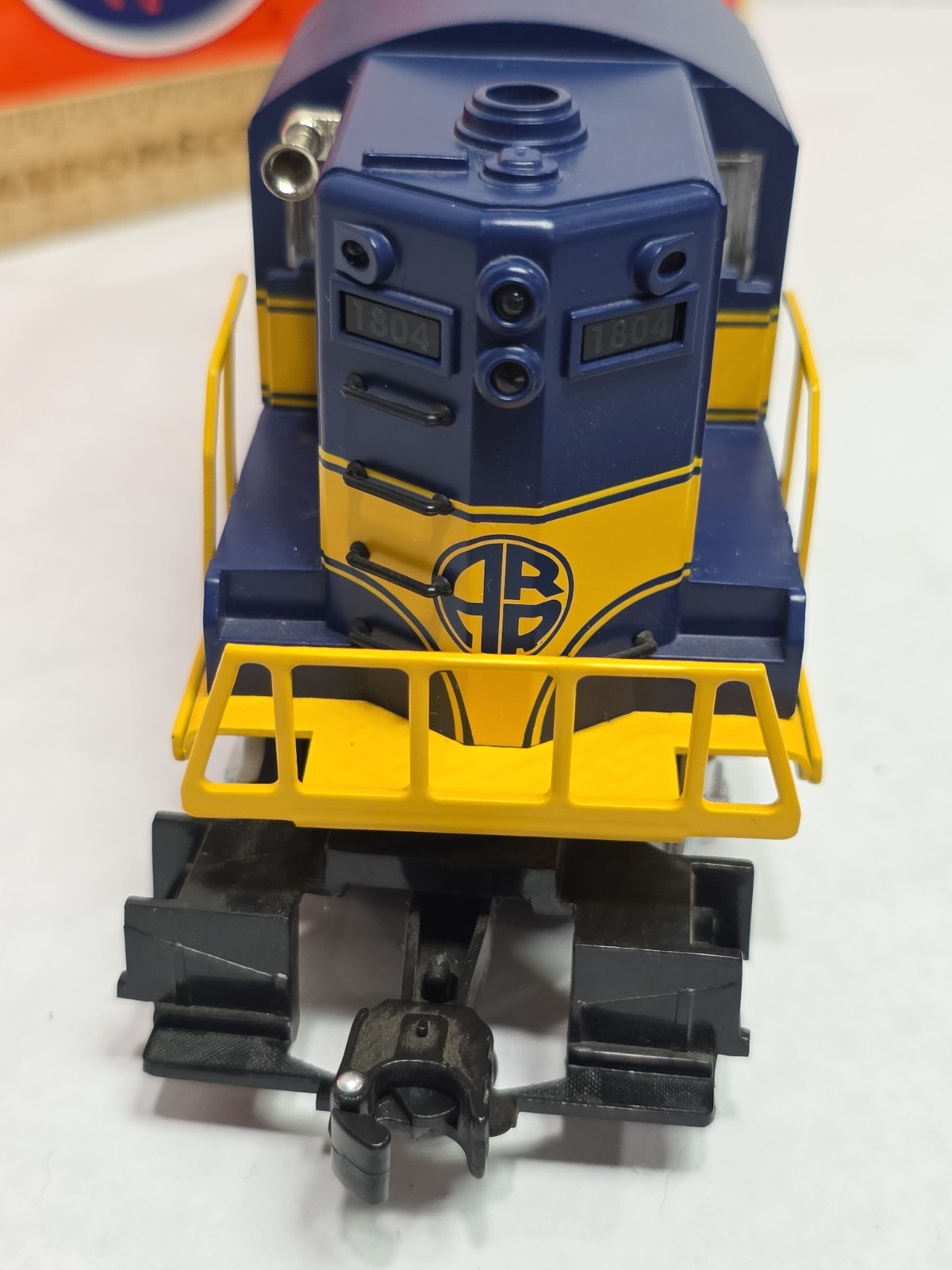 Lionel O 6-28857 Alaska Railroad 1704 GP7 Diesel Locomotive W/TrainSounds Ex/Box