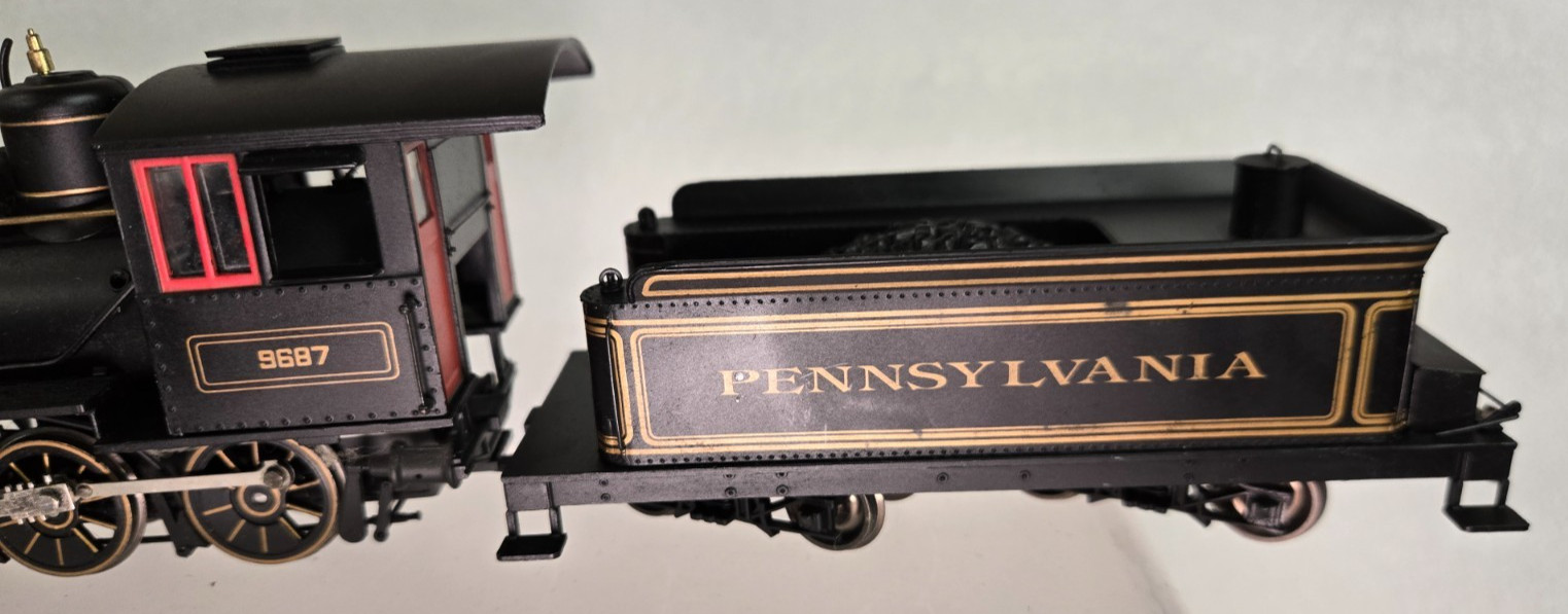 On30 Bachmann Spectrum 25214 2-6-0 Pennsylvania 9687 Steam Locomotive & Tender