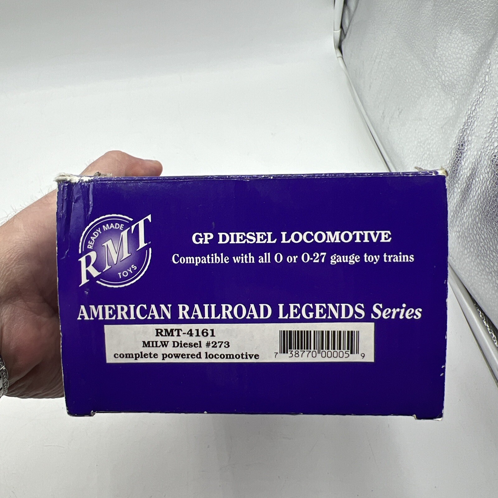 RMT O/O-27 GAUGE RMT-4161 MILWAUKEE ROAD GP DIESEL LOCOMOTIVE #273 IN BOX