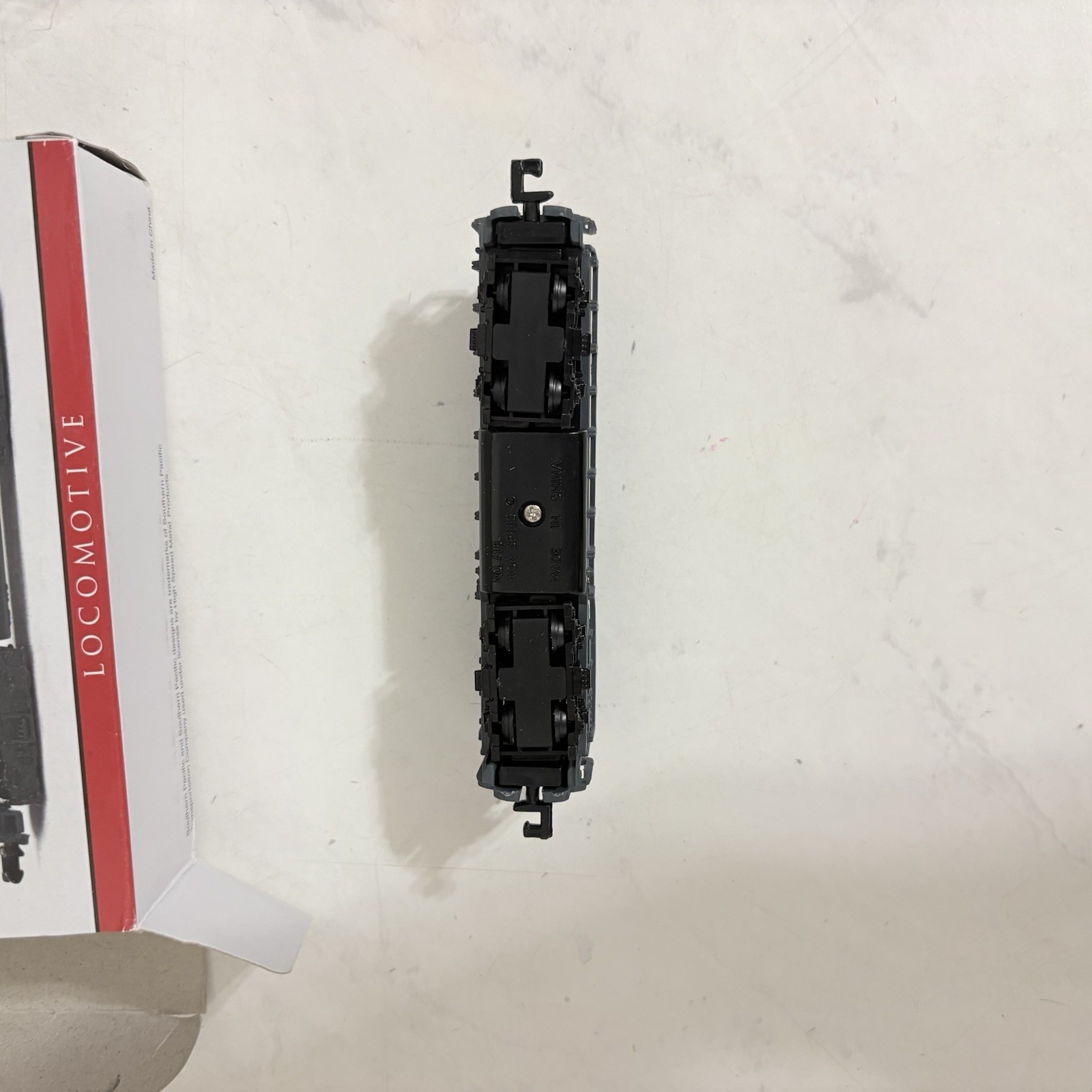 Southern Pacific Locomotive # 9725 Model Train No 418 High Speed N Scale w Box