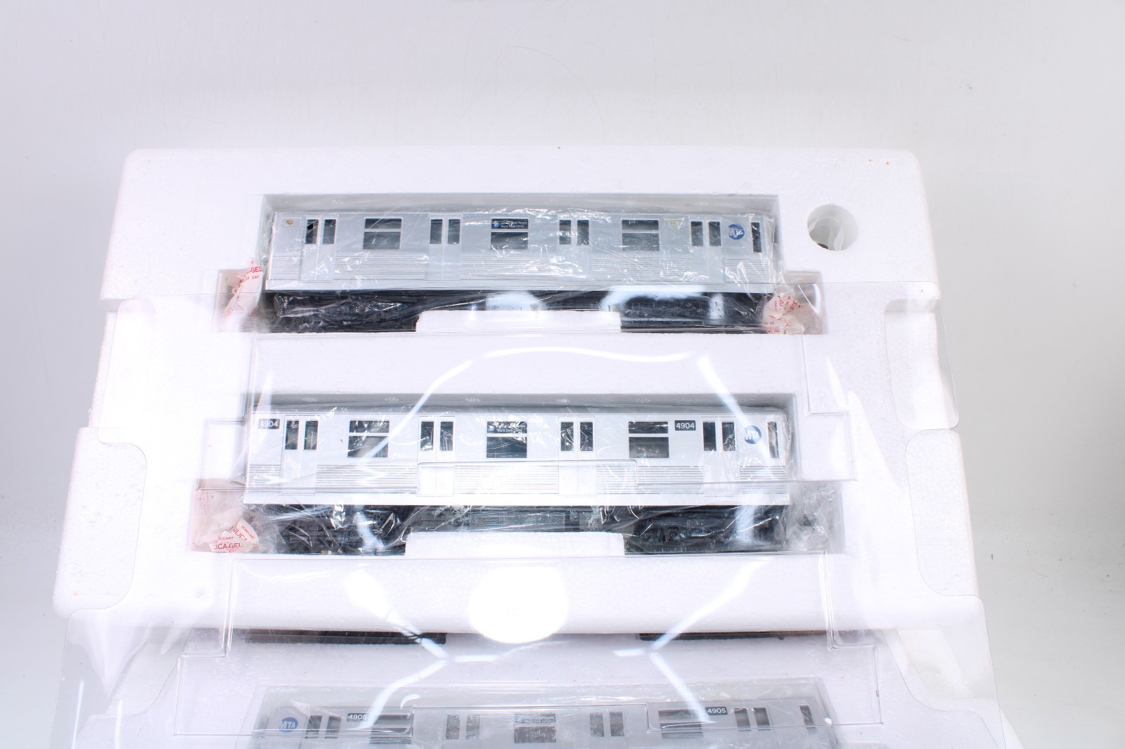 MTH 30-2162-0 O Gauge 4-Car Subway Set MTA Silver w/Horn