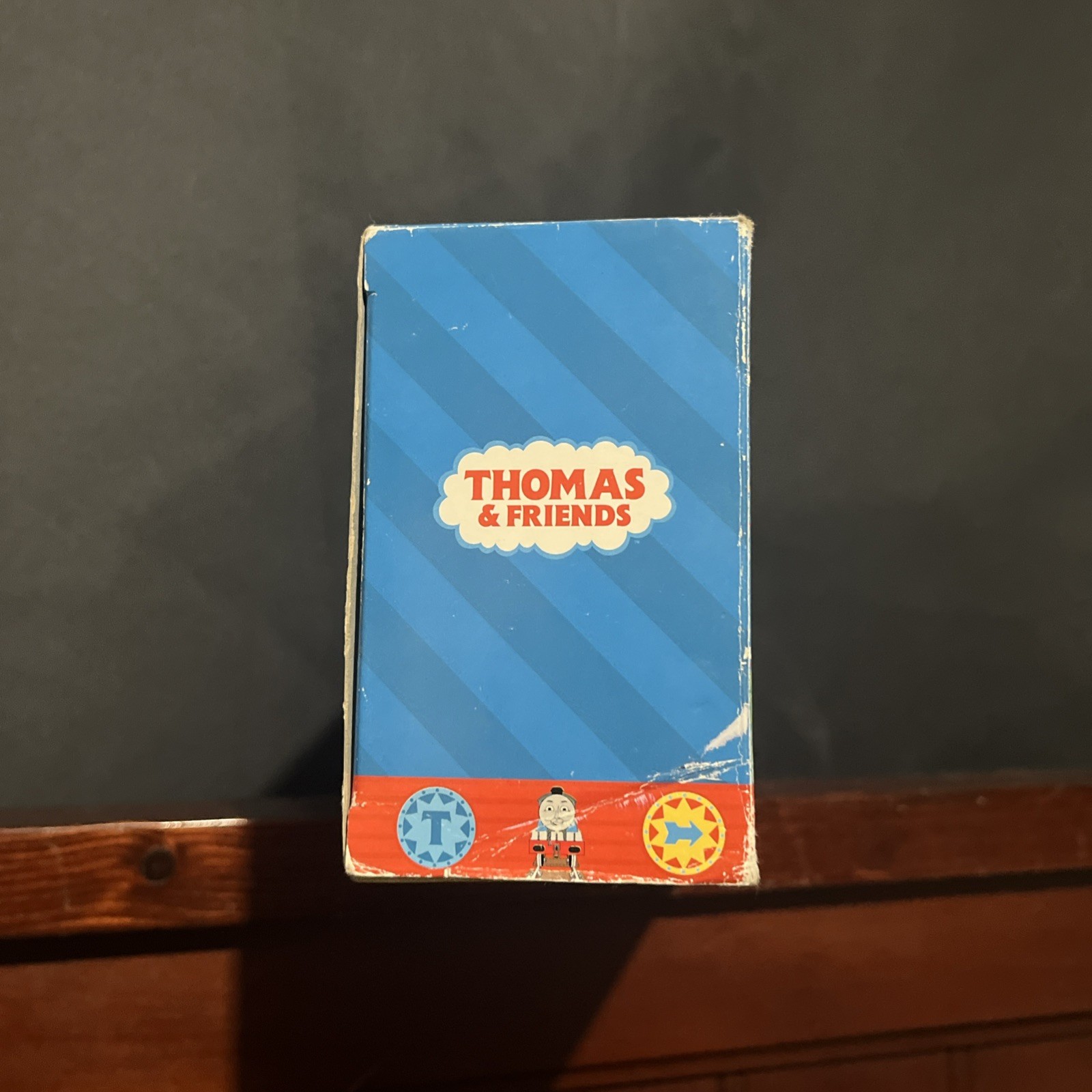 RARE OO Hornby R852 Thomas & Friends James The Red Engine – WORKS (READ)