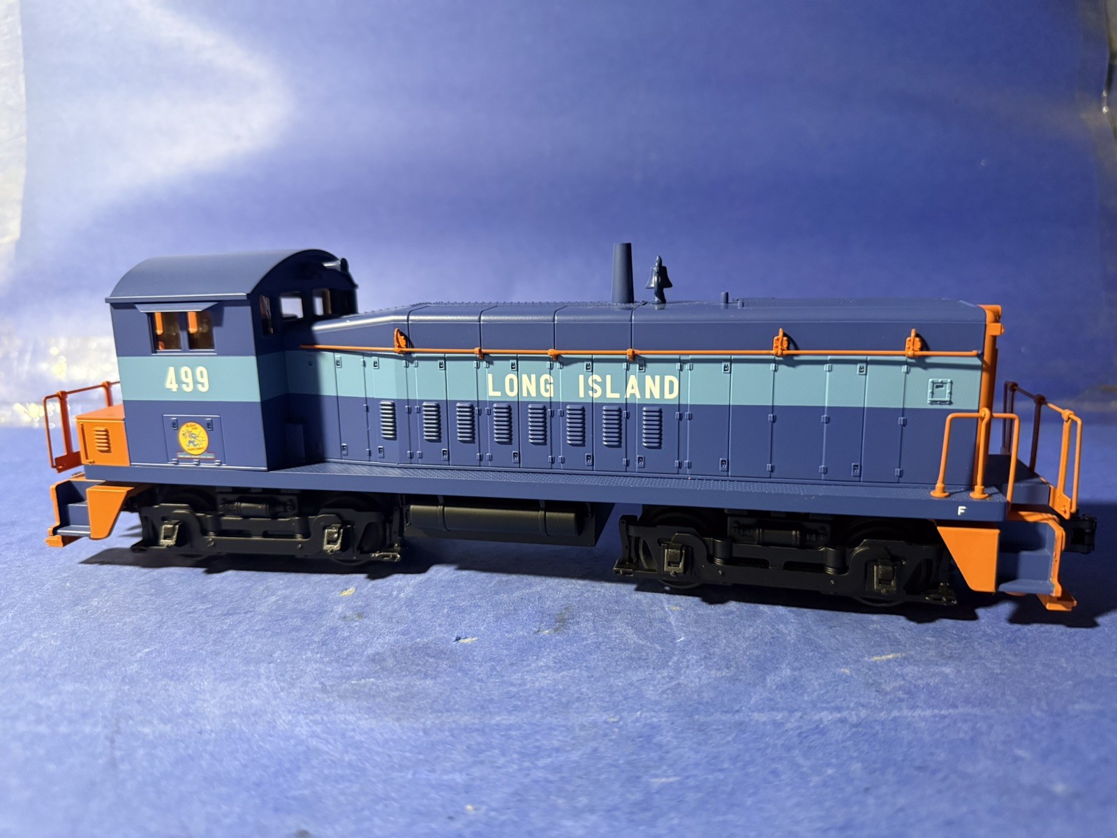 Railking/MTH Long Island SW-8/9 Locomotive 30-2222-1 (Proto 2) LN