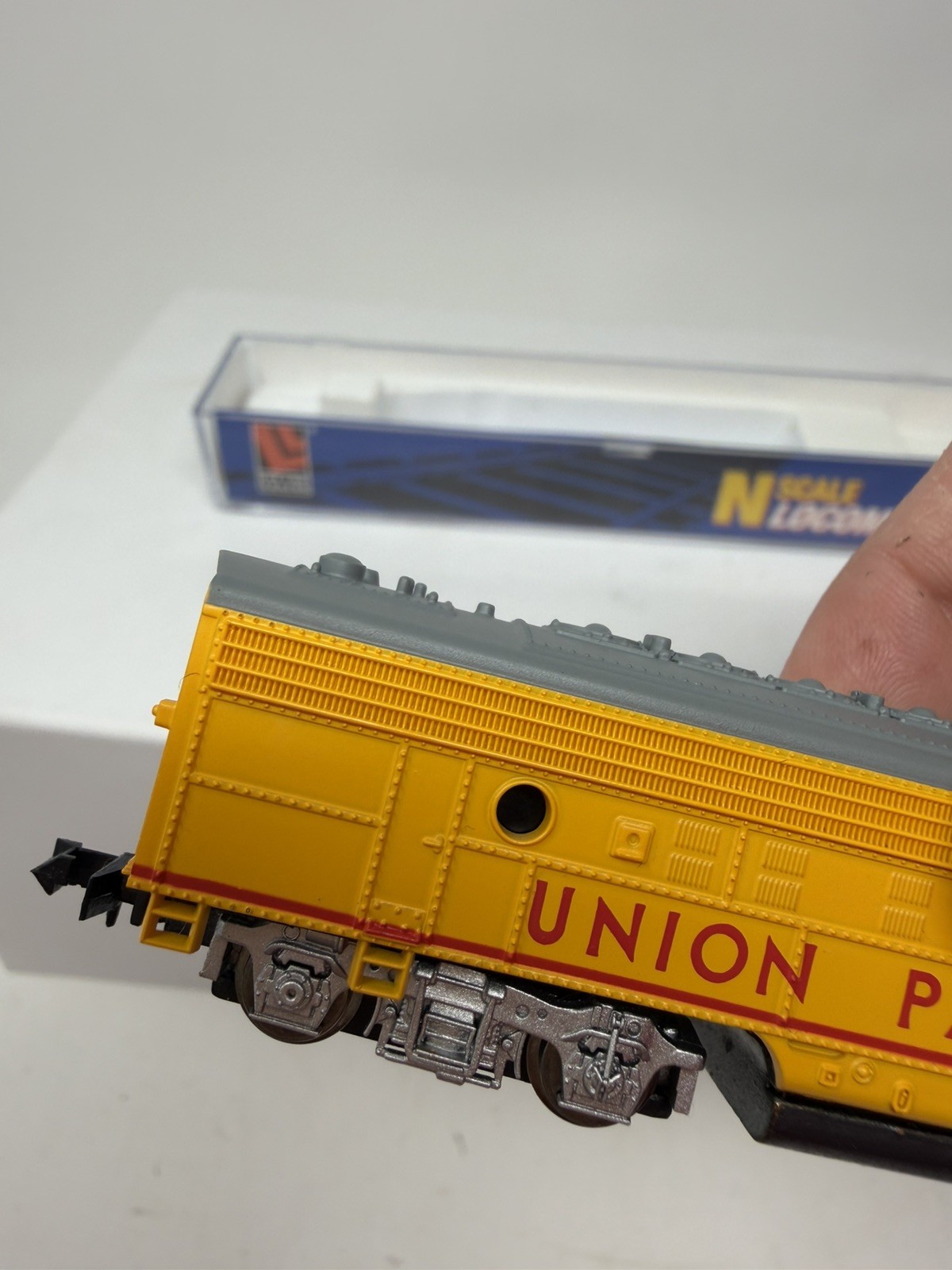 Life-Like 7752 UP Union Pacific EMD F7 Diesel Locomotive #1400 LN/IN BOX