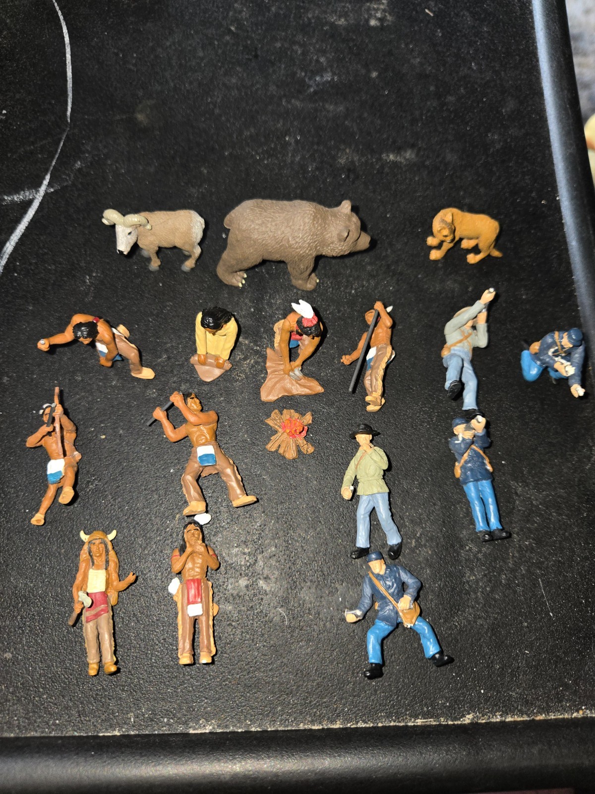Woodland Scenics Scene-A-Rama Scene Setters Civil War Soldiers & Native American