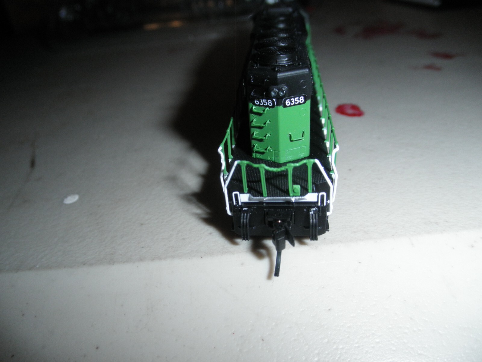Burlington Nortern – ” White Face” SD40-2 w/ DCC & sound