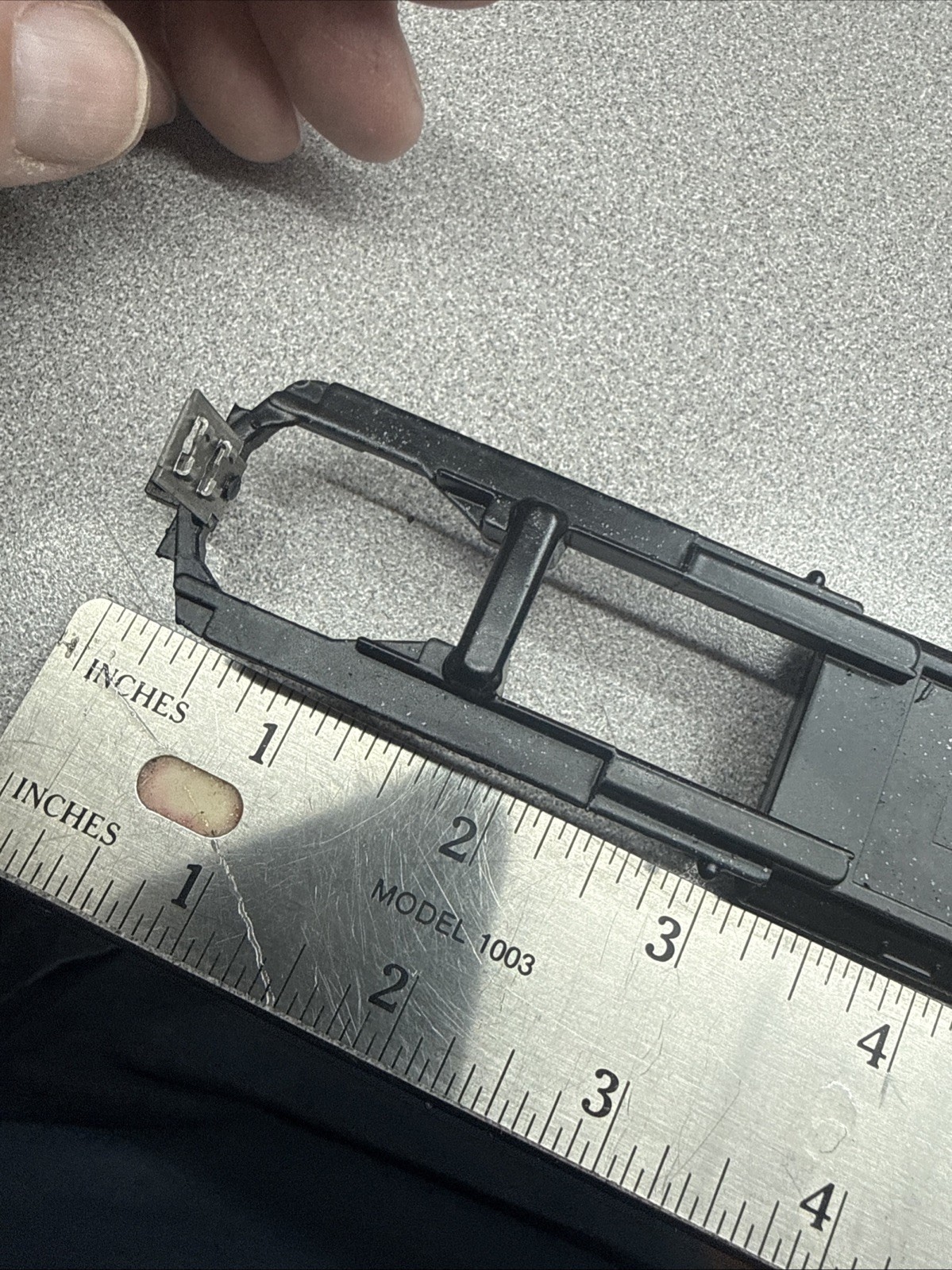 F45 DIECAST METAL UNDER FRAME CHASSIS HO SCALE PART 36051 Athearn