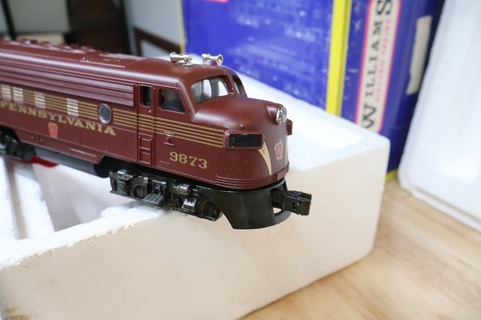 Williams 4305 O Pennsylvania F7 AA Tuscan Red Diesel Locomotives Model 9682 9873