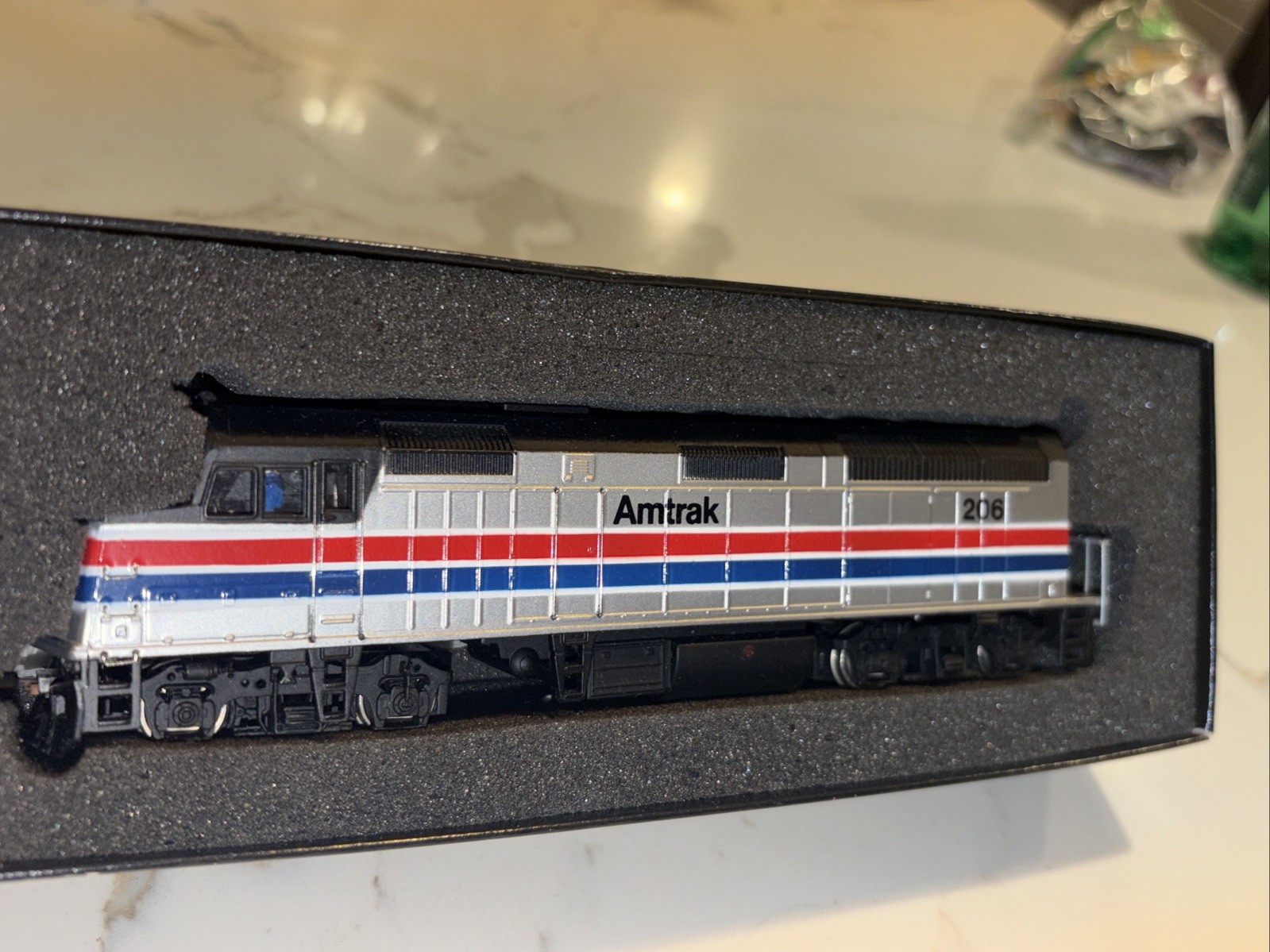 LI005 BACHMAN SPECTRUM 87017 train Ho Locomotive diesel EMD F40 PH Amtrak 227