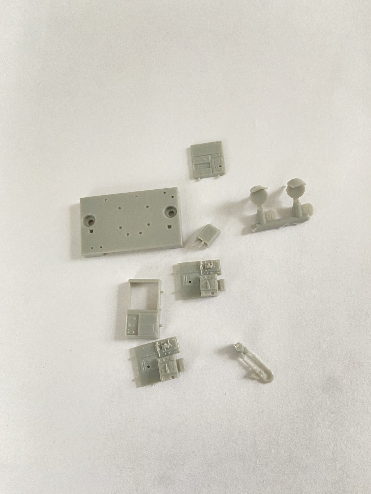 Athearn HO RTR SW1000, SW1500 locomotive Part # G66031 Cab Interior Set – New