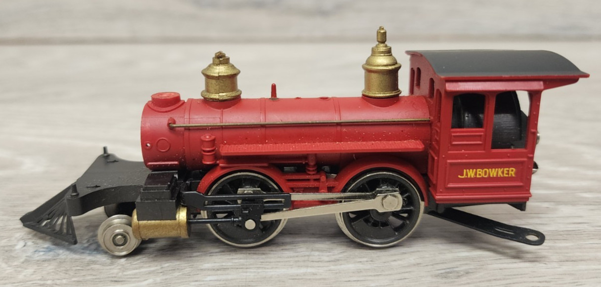AHM Rivarossi HO Scale 2-4-0 Locomotive & Tender 5072-B JW Bowker AS IS READ