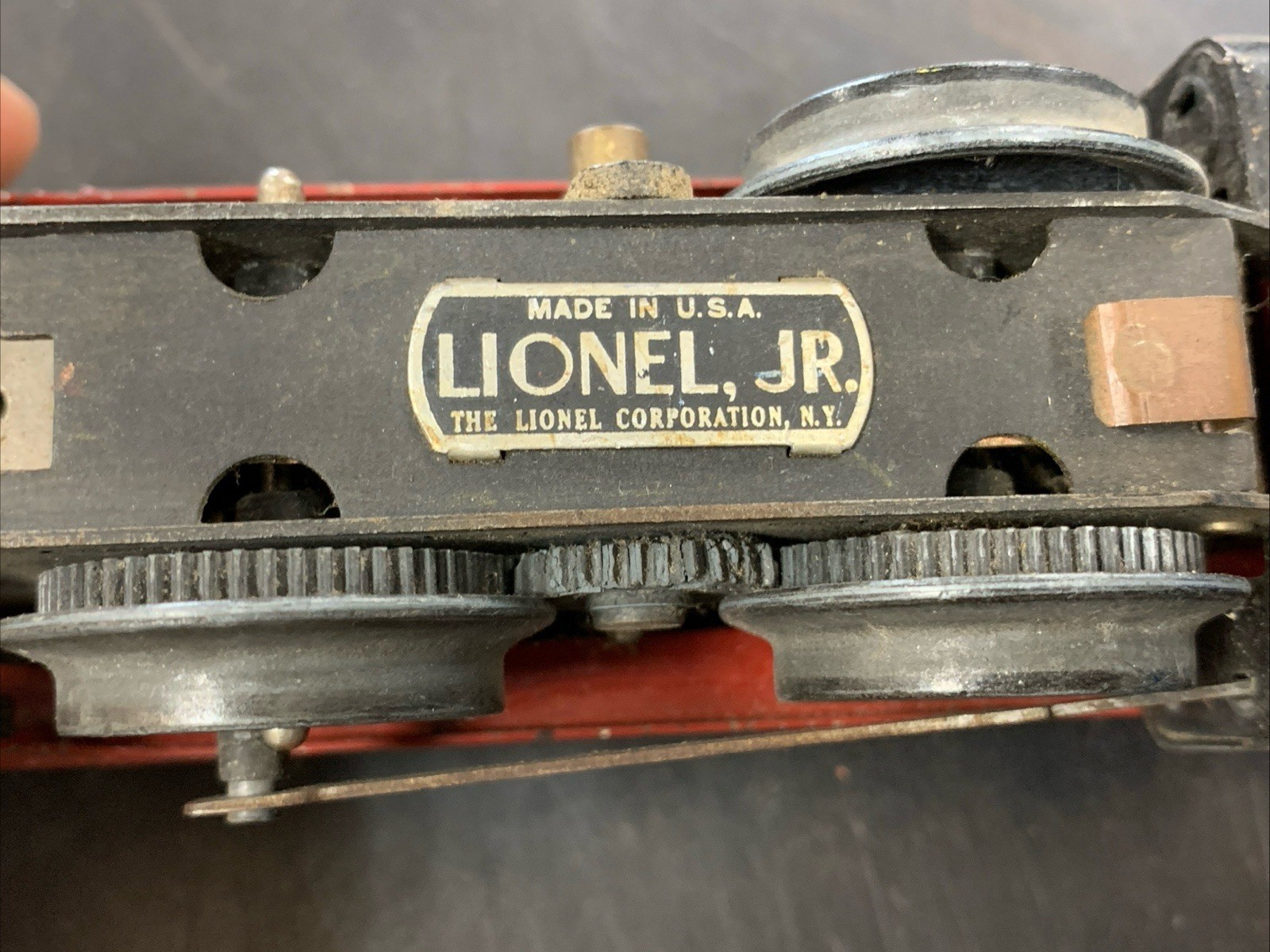 The Lionel Corporation “LIONEL JR” Locomotive + 3 Others (PARTS OR REPAIR ONLY)