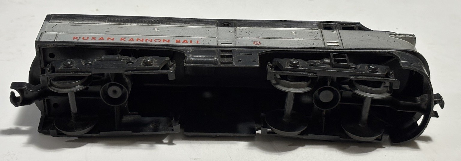 Kusan Trains KANNON BALL Alco “A” Locomotive Unpowered Diesel #2716
