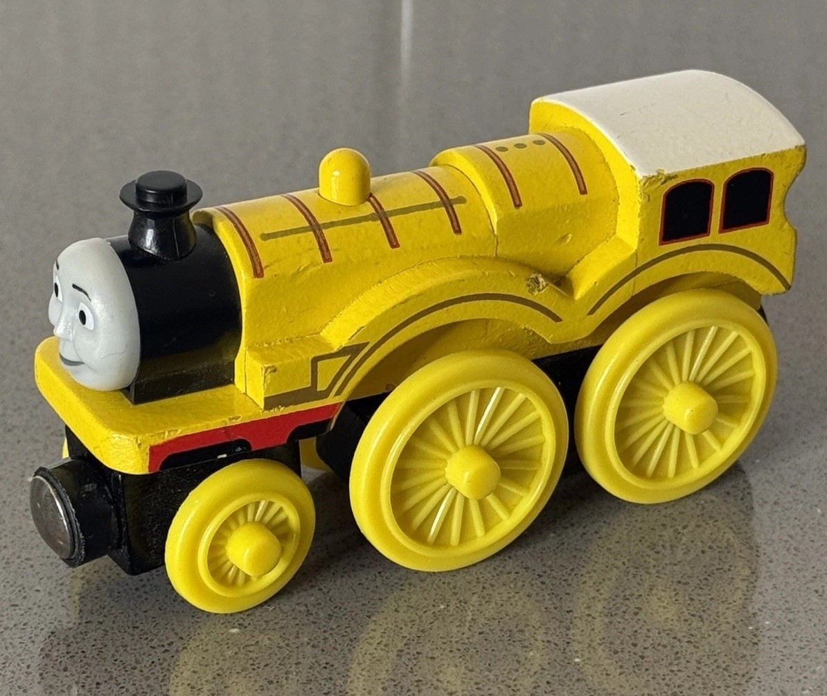 VTG Thomas & Friends MOLLY 2005 Wooden Train Engine Learning Curve #2555WJ00