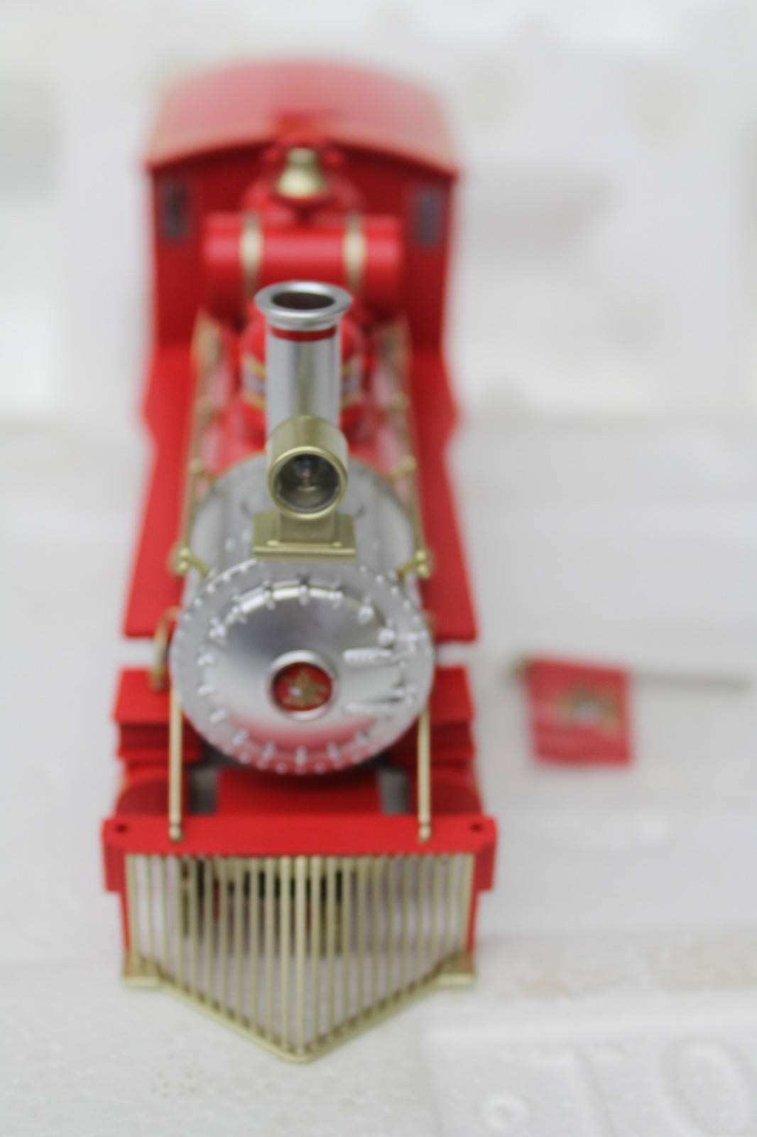 Hawthorne Village Budweiser Train Locomotive & Tender Holiday Express Bradford