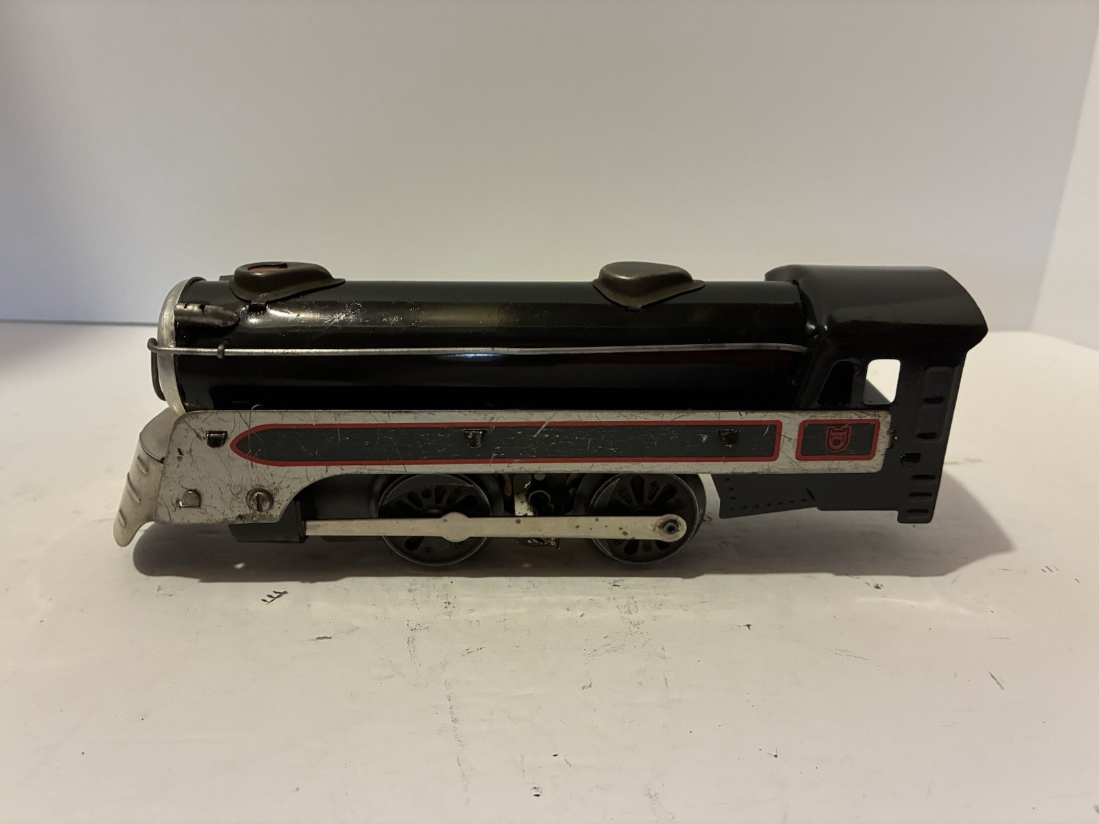 Marx Marlines NYC Locomotive And Tender Tested See Description. Runs good.