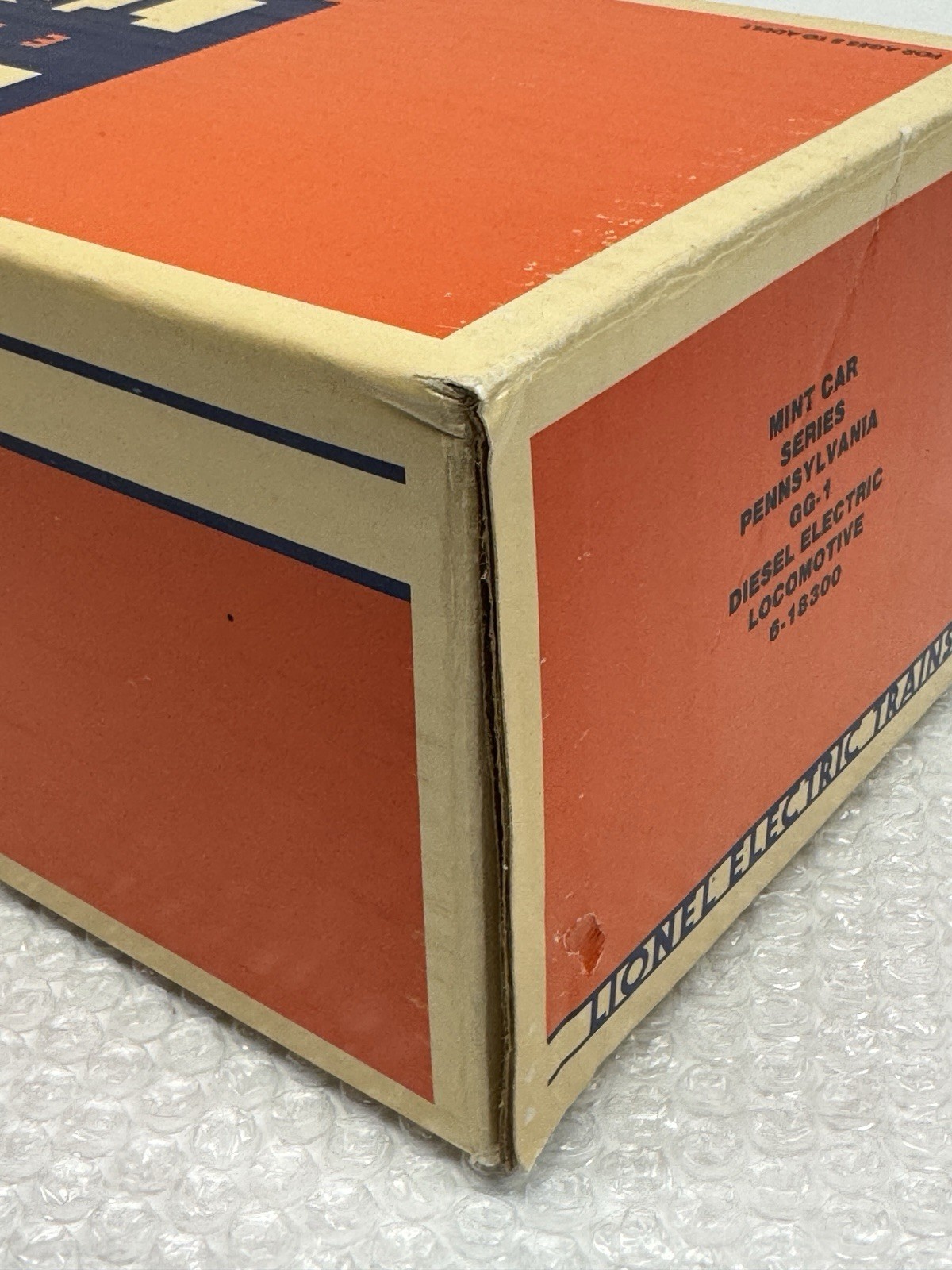 Lionel Pennsylvania GG1 Electric Locomotive in Original Box 6-18300 Mint Series