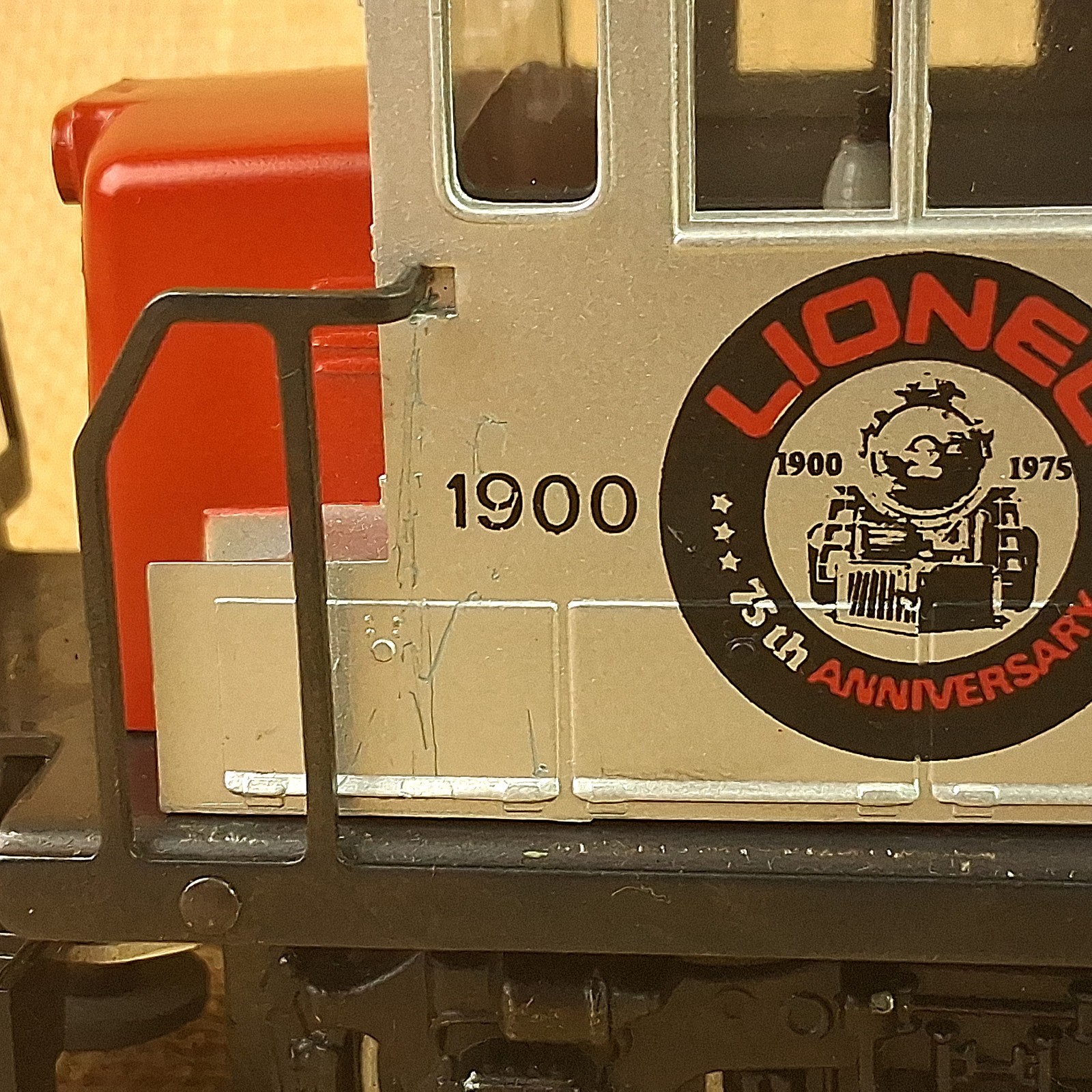 Lionel 6-7500 U36B Diesel 1900 – 1975 75th Anniversary