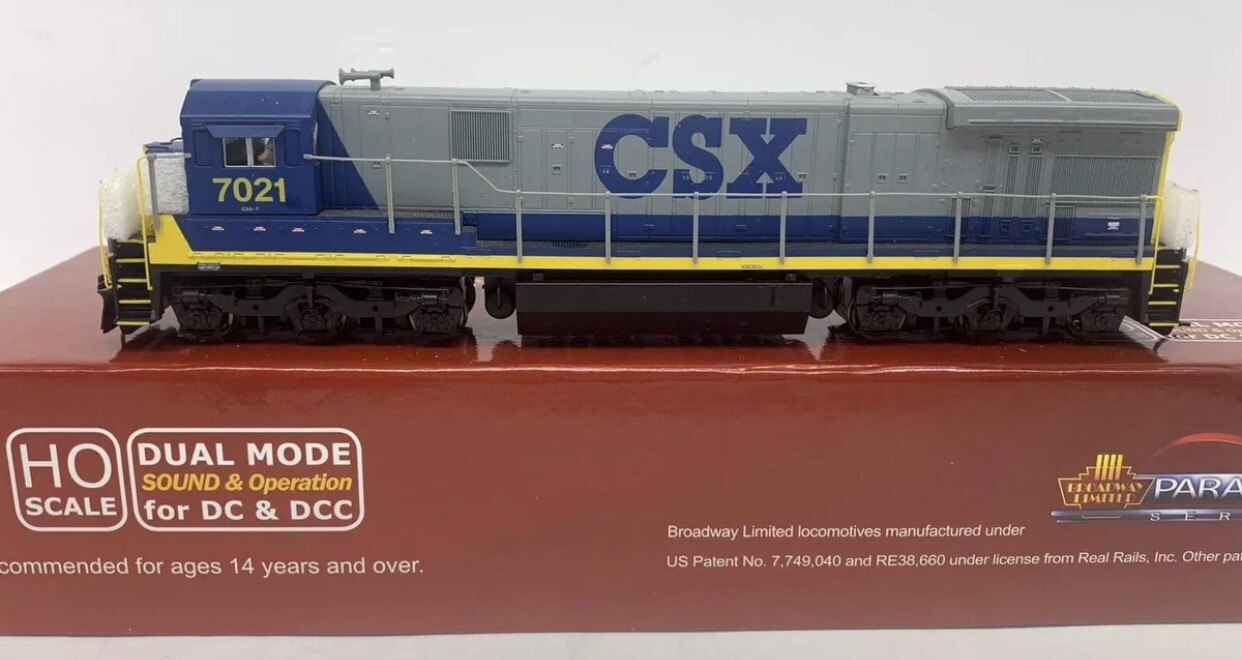 Paragon2 Broadway Limited HO #7021 CSX #2447 GE C30-7 W/ DC DCC Sound Locomotive